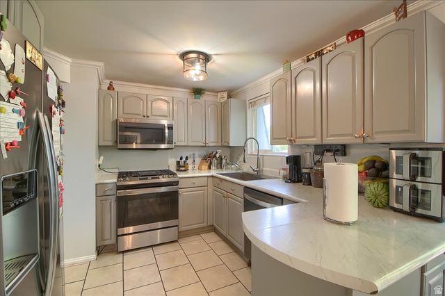 4535 S JARRAH ST, Taylorsville, UT 84123