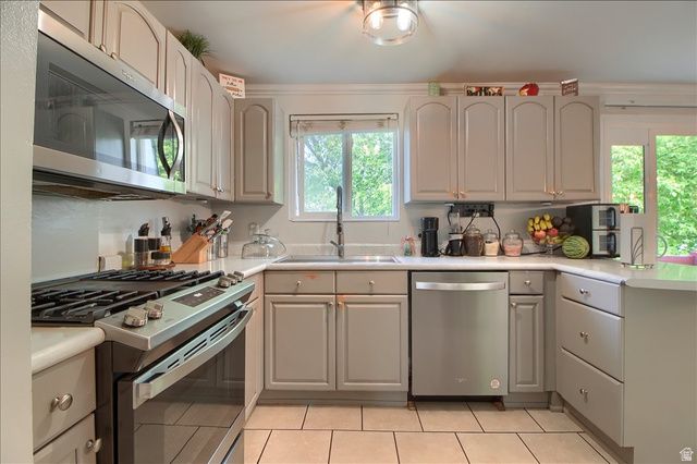 4535 S JARRAH ST, Taylorsville, UT 84123