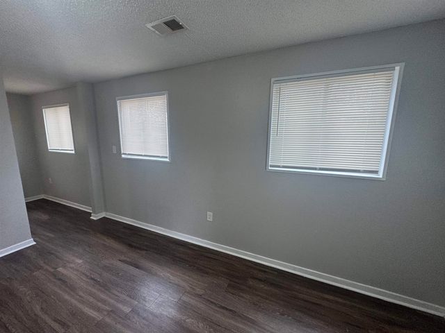 220 ELDER RD, Memphis, TN 38109