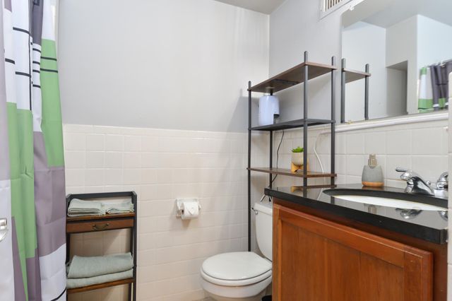 2700 W 44th Street 115, Minneapolis, MN 55410