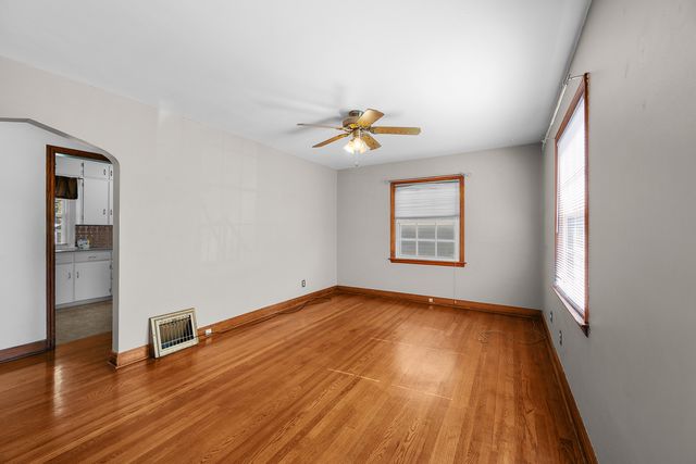 2523 23RD Avenue, Rock Island, IL 61201