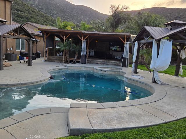20530 Fox Den Road, Wildomar, CA 92595