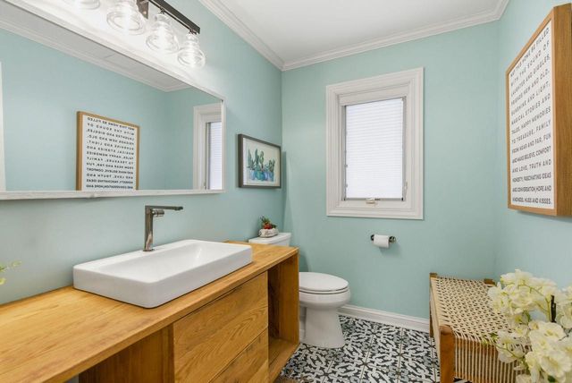 1507 Saint Augustine ROAD, Hartford, WI 53027