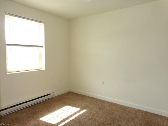 2016 E Ocean View Ave Apt 6, Norfolk, VA 23503