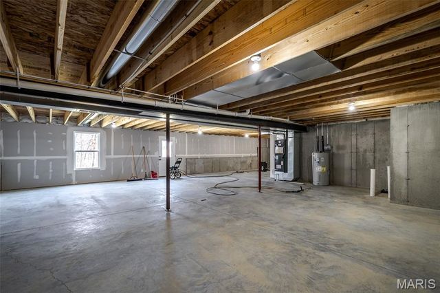 28501 Shallow Water Road, Warrenton, MO 63383