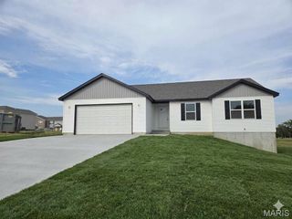 28501 Shallow Water Road, Warrenton, MO 63383