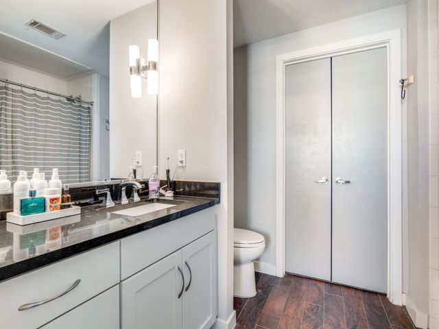 5609 Smu Boulevard 411, Dallas, TX 75206