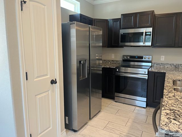 6302 Luglio Ln Unit 102, San Antonio, TX 78233