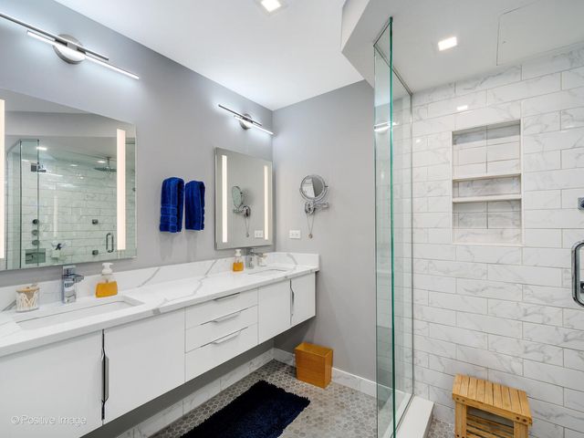 1440 N Lake Shore Drive 19BD, Chicago, IL 60610