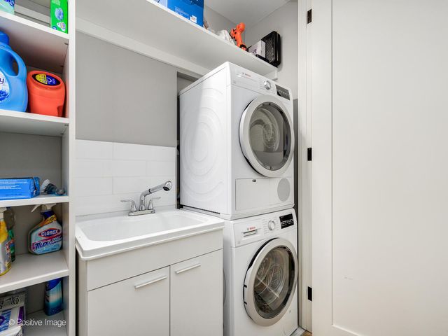 1440 N Lake Shore Drive 19BD, Chicago, IL 60610