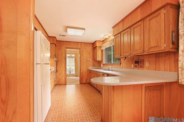 644 Castle Kirk Dr, Baton Rouge, LA 70808
