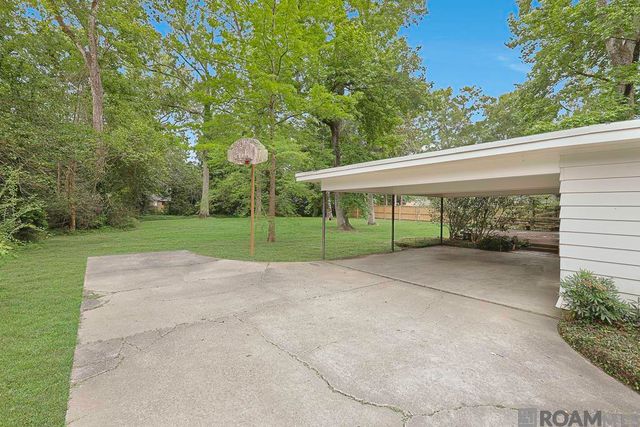 644 Castle Kirk Dr, Baton Rouge, LA 70808