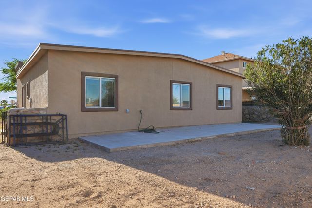 3210 PERUVIAN PASO, El Paso, TX 79938