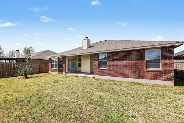 721 Eastridge Drive, Yukon, OK 73099