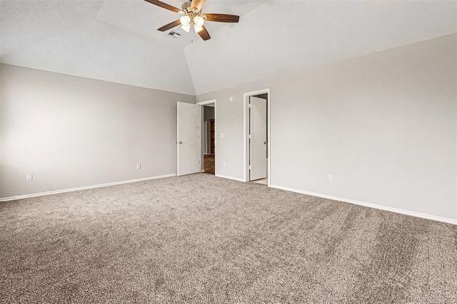 721 Eastridge Drive, Yukon, OK 73099