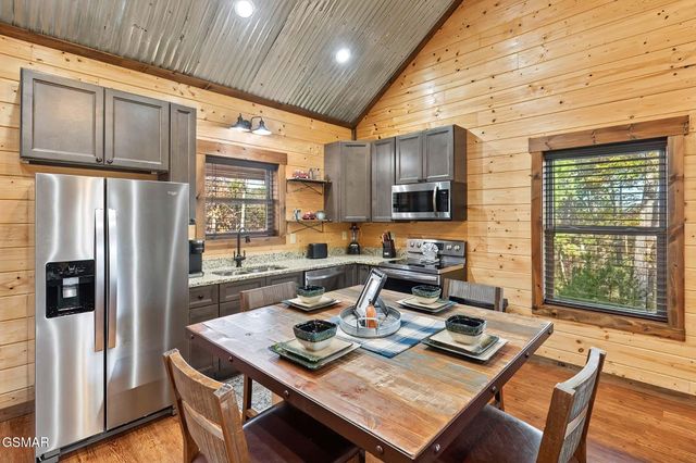 3571 Locust Ridge Road, Sevierville, TN 37876