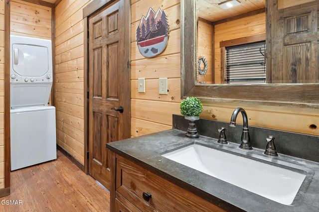 3571 Locust Ridge Road, Sevierville, TN 37876