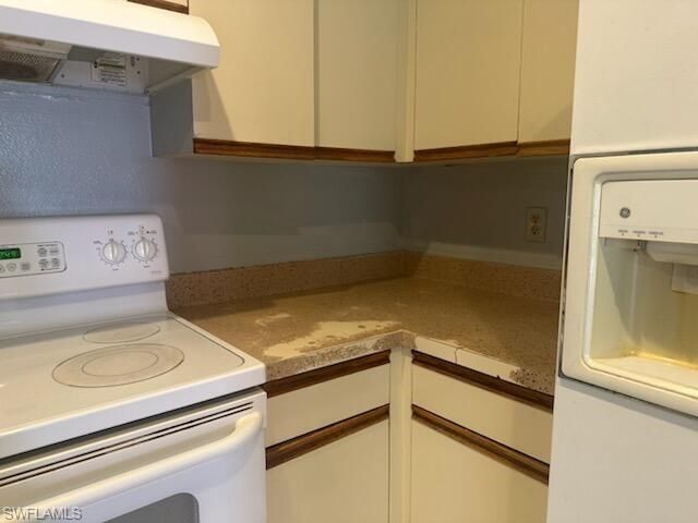 100 Santa Clara DR 3, Naples, FL 34104