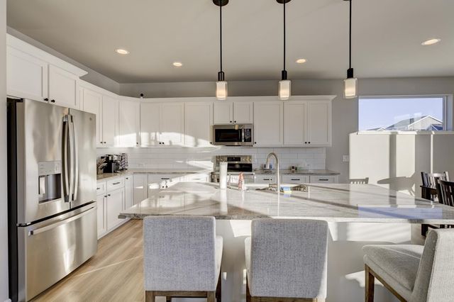 9635 Tawny Acorn Drive, Verona, WI 53593