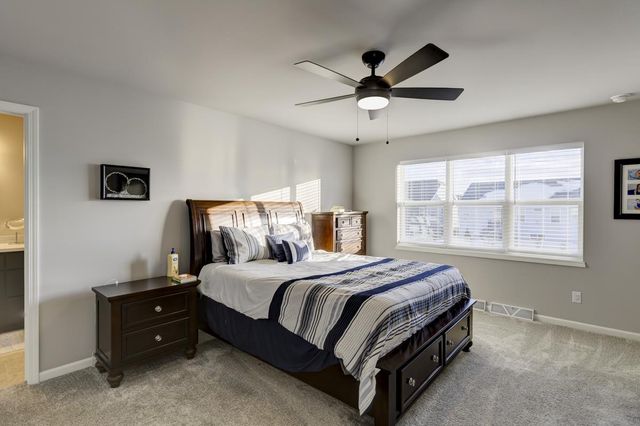 9635 Tawny Acorn Drive, Verona, WI 53593