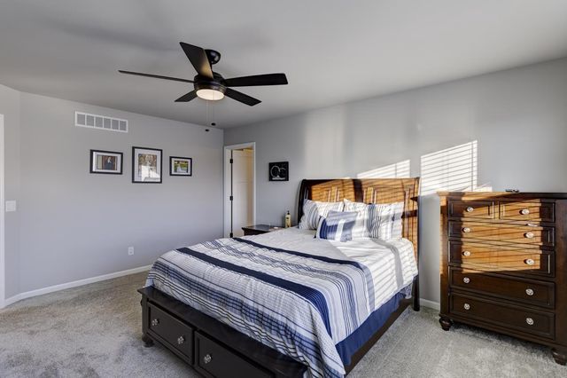 9635 Tawny Acorn Drive, Verona, WI 53593