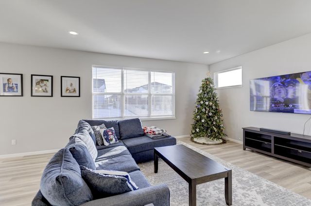 9635 Tawny Acorn Drive, Verona, WI 53593