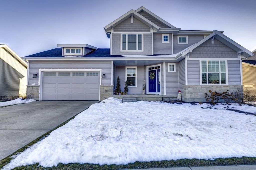 9635 Tawny Acorn Drive, Verona, WI 53593