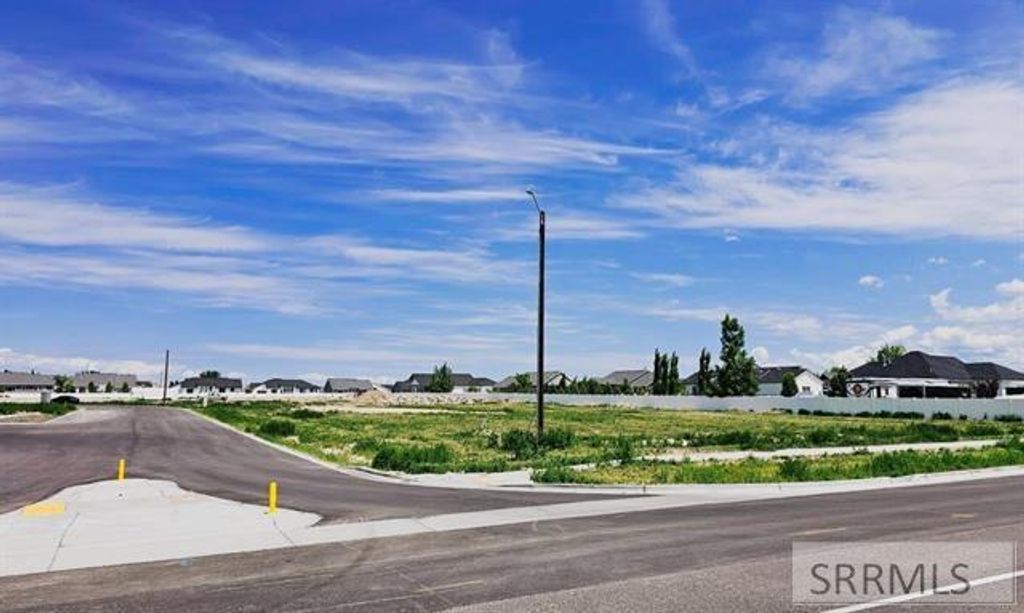 Image 3 of property listing at TBD Chubbuck Road, Chubbuck, ID 83202