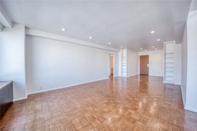 320 Fort Duquesne Blvd 18F, Downtown Pgh, PA 15222