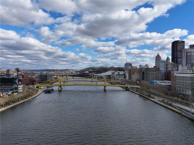 320 Fort Duquesne Blvd 18F, Downtown Pgh, PA 15222