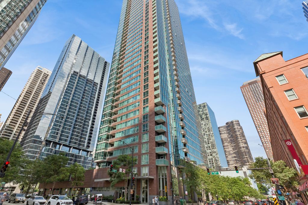 505 N McClurg Court 204, Chicago, IL 60611 — exterior