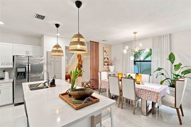 3440 W 110th St, Hialeah, FL 33018
