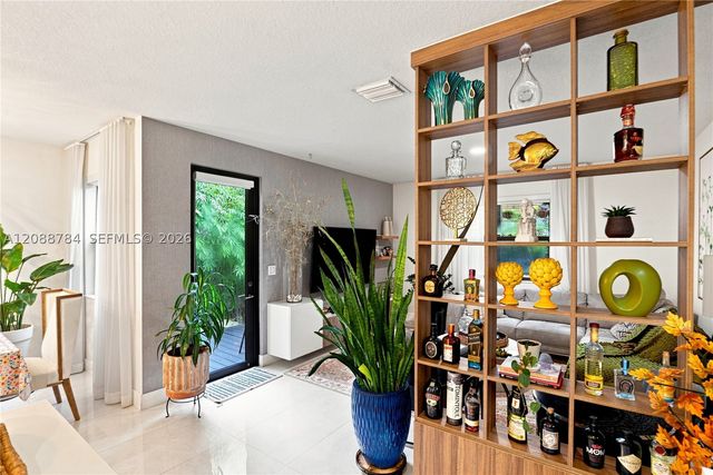 3440 W 110th St, Hialeah, FL 33018