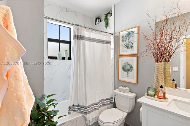 3440 W 110th St, Hialeah, FL 33018