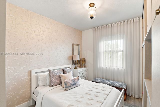 3440 W 110th St, Hialeah, FL 33018