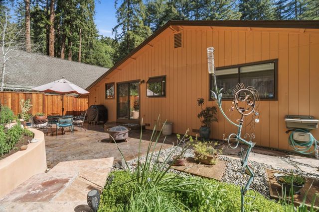 10931 Sequoia Avenue, Felton, CA 95018