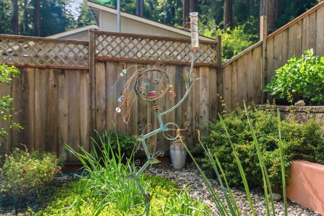 10931 Sequoia Avenue, Felton, CA 95018