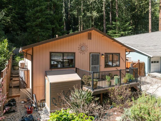 10931 Sequoia Avenue, Felton, CA 95018