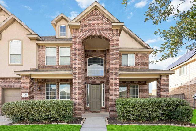 1918 Darling Amy Lane, Pearland, TX 77089