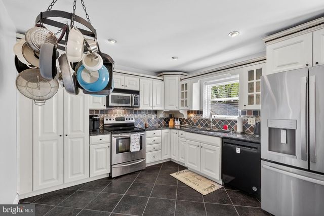 576 CHURCHVILLE LANE, Southampton, PA 18966