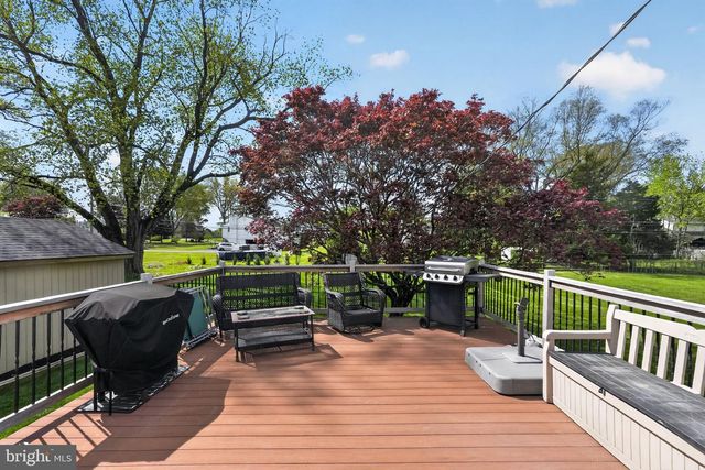576 CHURCHVILLE LANE, Southampton, PA 18966