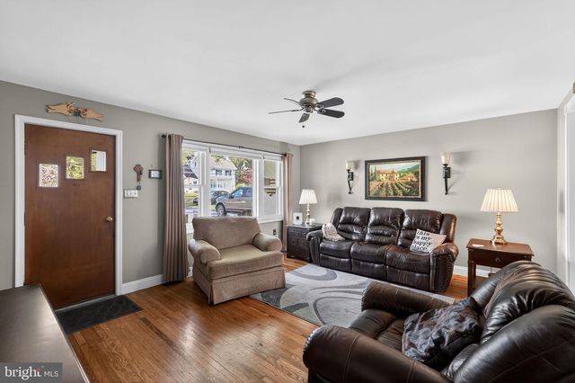 576 CHURCHVILLE LANE, Southampton, PA 18966
