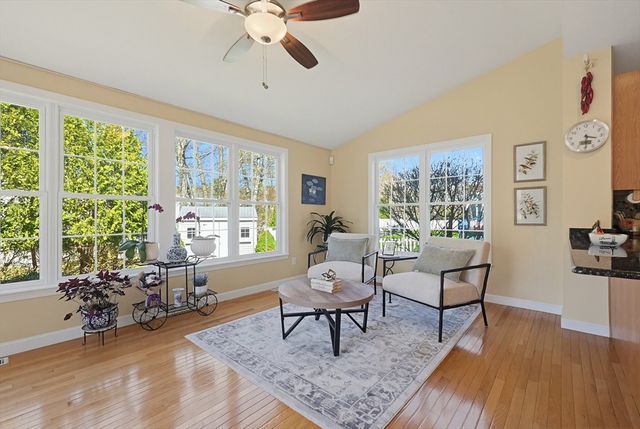 73 Independence Ln, Ashland, MA 01721