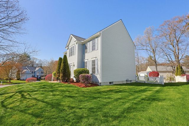 73 Independence Ln, Ashland, MA 01721