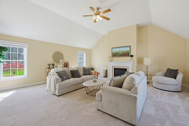 73 Independence Ln, Ashland, MA 01721