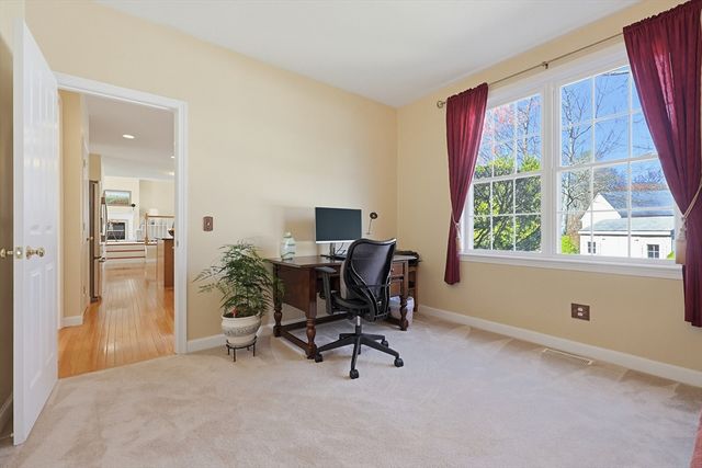 73 Independence Ln, Ashland, MA 01721