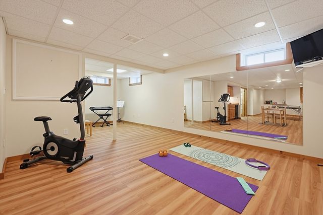 73 Independence Ln, Ashland, MA 01721
