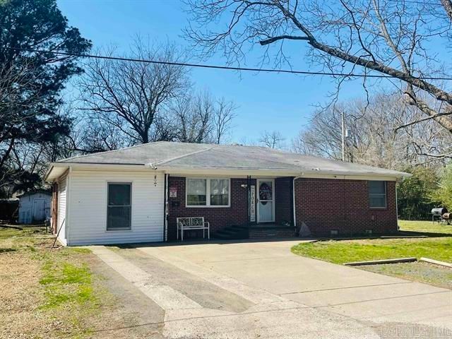 1220 & 1221 Ash Street, Conway, AR 72034