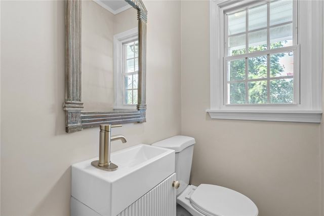 963 Hartford Avenue, Johnston, RI 02919