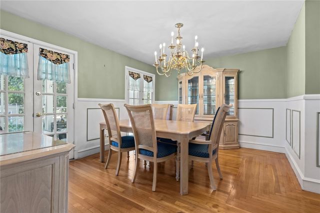 963 Hartford Avenue, Johnston, RI 02919